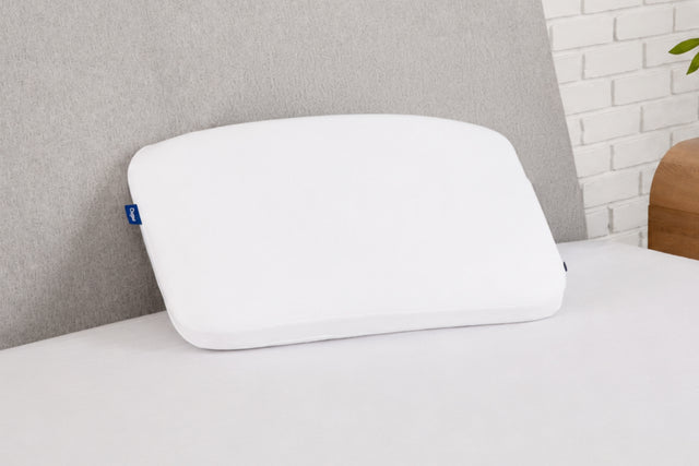 Casper Foam Pillow with Snow Technology (Standard) studio product photo